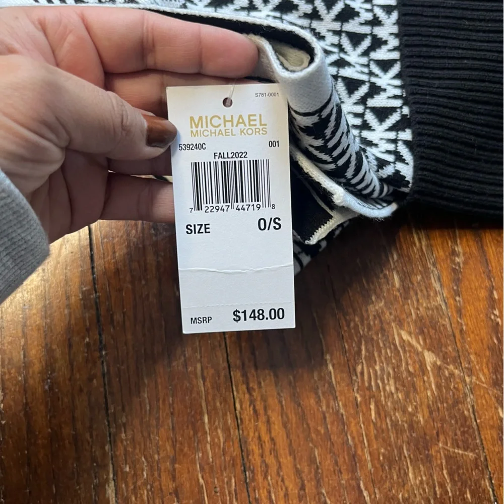 Michael Kors Monogram Black and White Scarf and Hat Set NWT